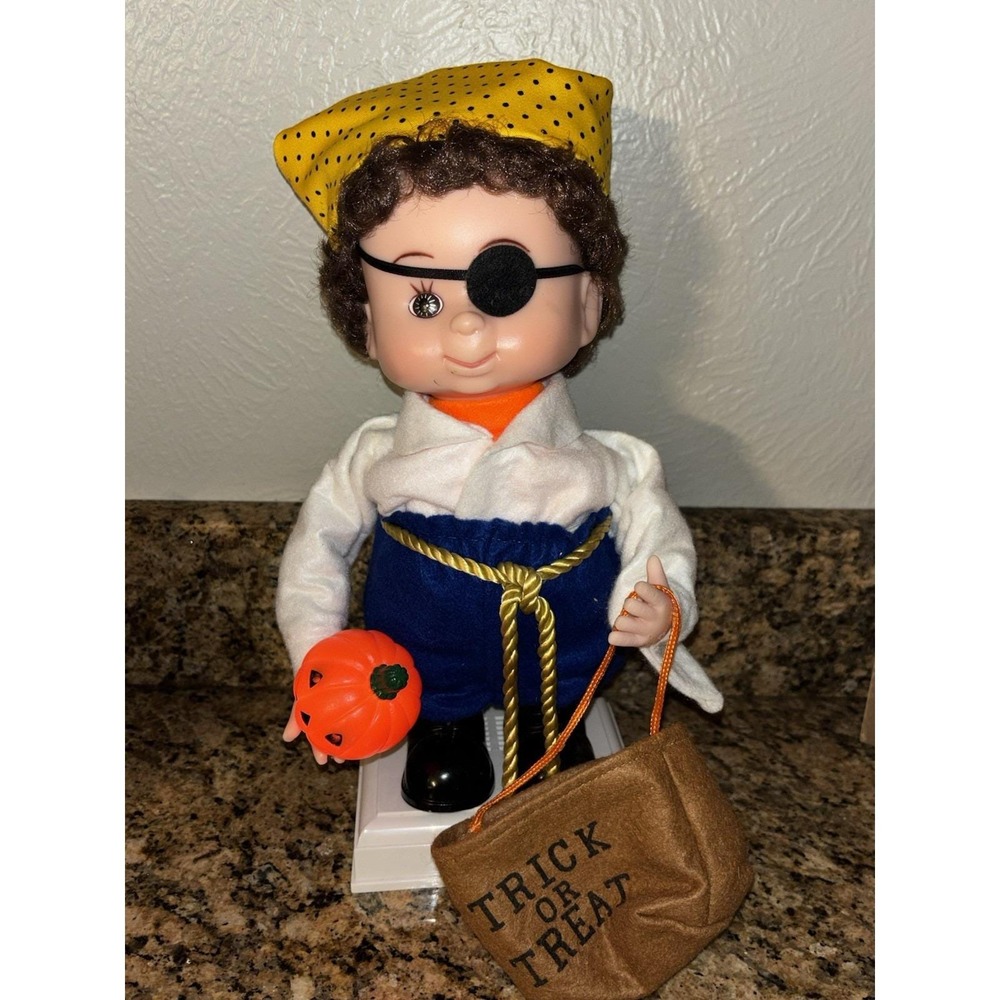 Vintage 90s Halloween Kids Animated Pirate Costume Treat Doll Working Condition